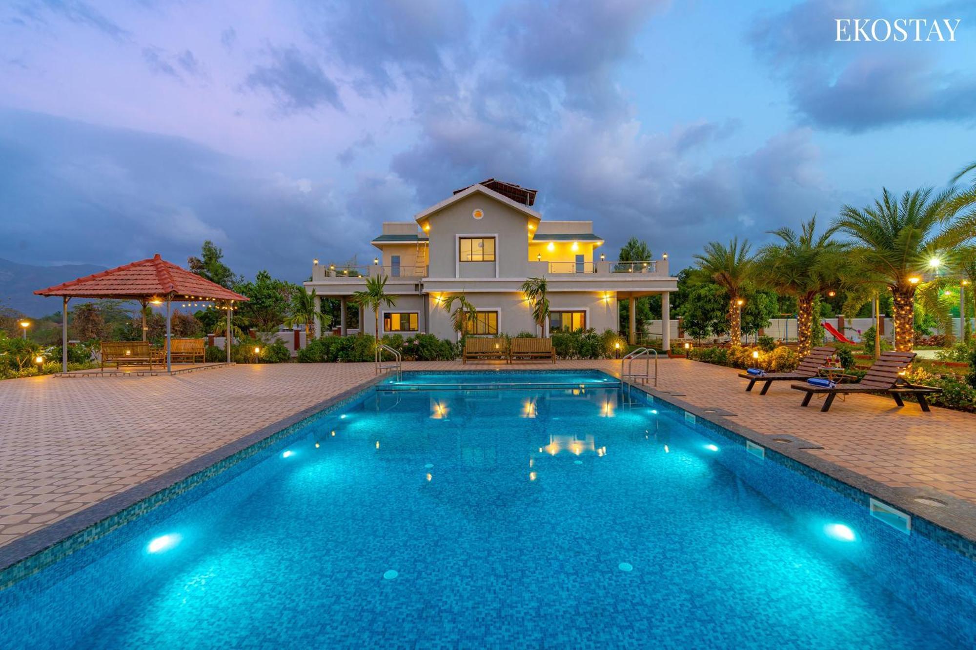 Ekostay Gold Palm Estate I Cricket Turf I Rain Dance I 2 Acre Property Карджат Екстериор снимка