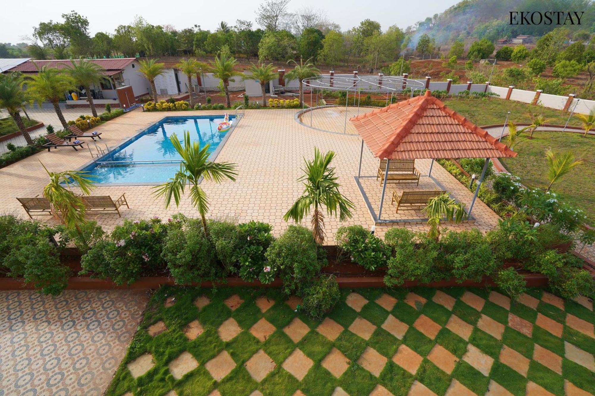 Ekostay Gold Palm Estate I Cricket Turf I Rain Dance I 2 Acre Property Карджат Екстериор снимка